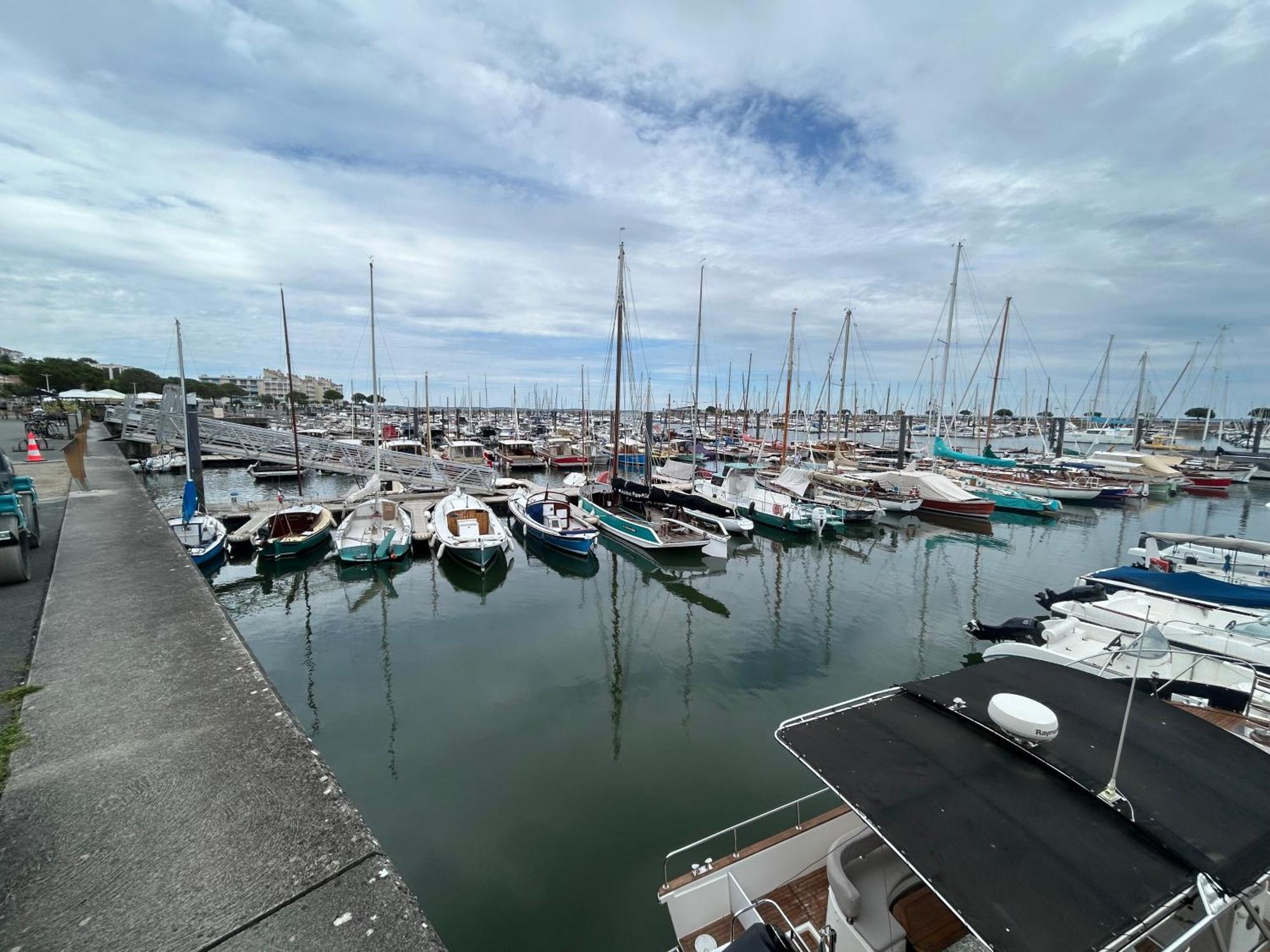 Studio-Cabine, Acces Direct Port Et Plage, Les Pieds Dans L'Eau Arcachon Zewnętrze zdjęcie